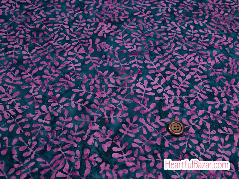 (110x71)moda confection batiks ブルーラズベリー